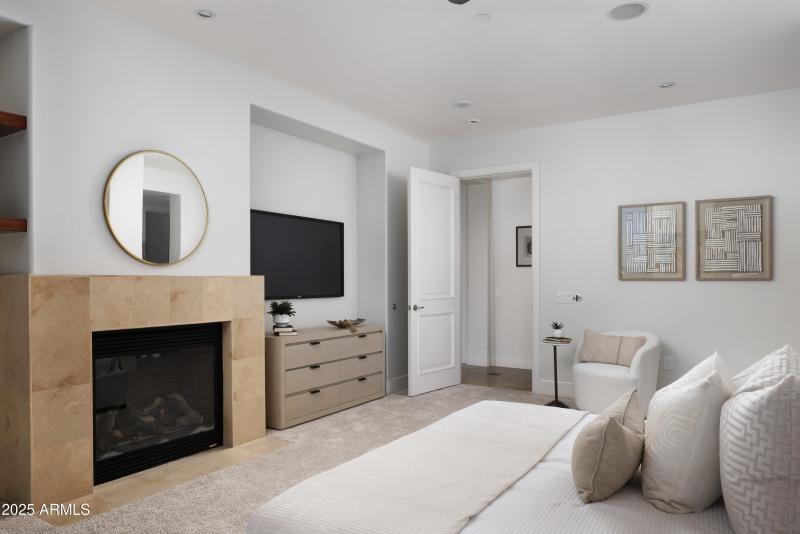 Primary Suite Details