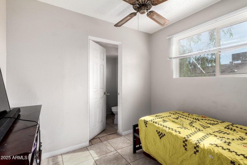 25 Mulberry