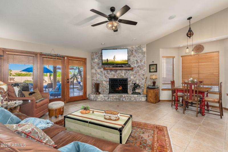 15122 E Palomino Blvd - 11