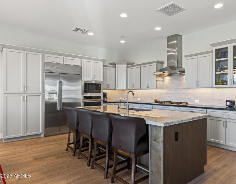 15) KITCHEN (1)
