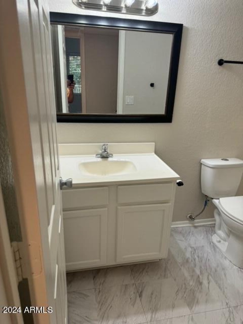 Bathroom 2B