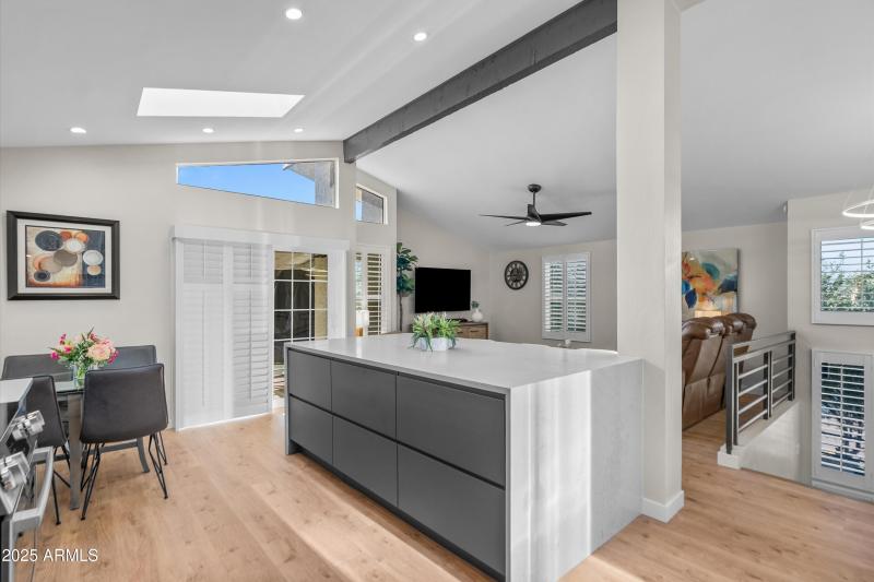 08-20251203-DSC00543