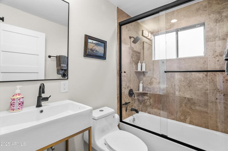 24-20251203-DSC00594