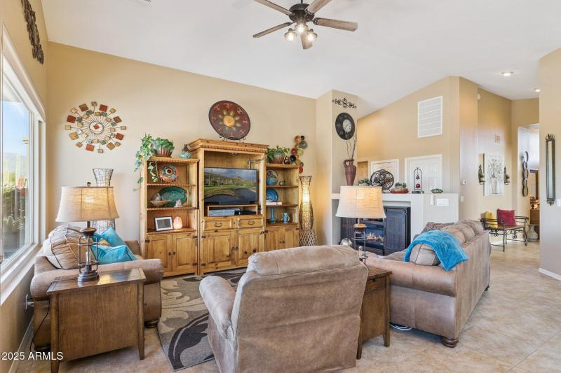 7-web-or-mls-6740-s-fairway-dr