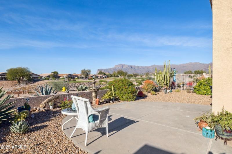32-web-or-mls-6740-s-fairway-dr