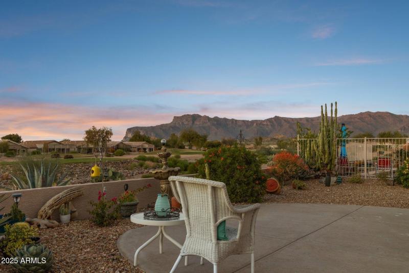 59-web-or-mls-6740-s-fairway-dr