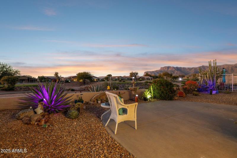 66-web-or-mls-6740-s-fairway-dr