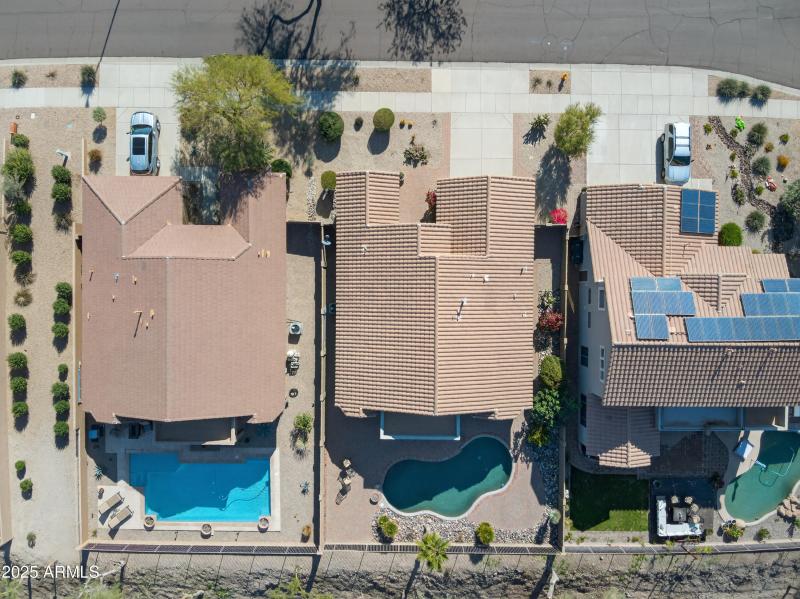 Middle house aerial