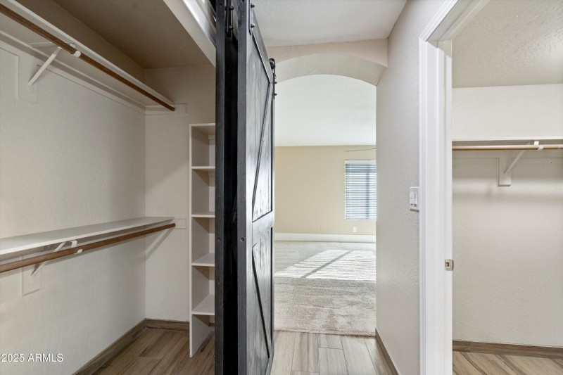 Primary Dual Closets