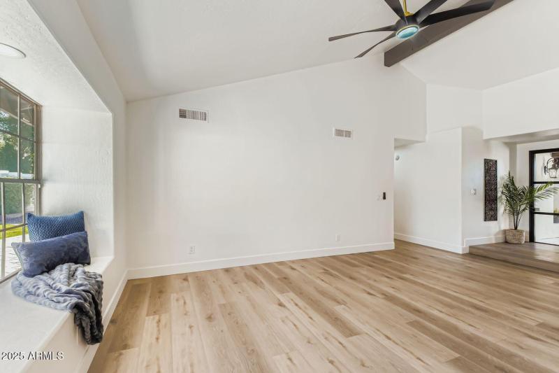 10187 N 96th Place - Web Quality - 007 -