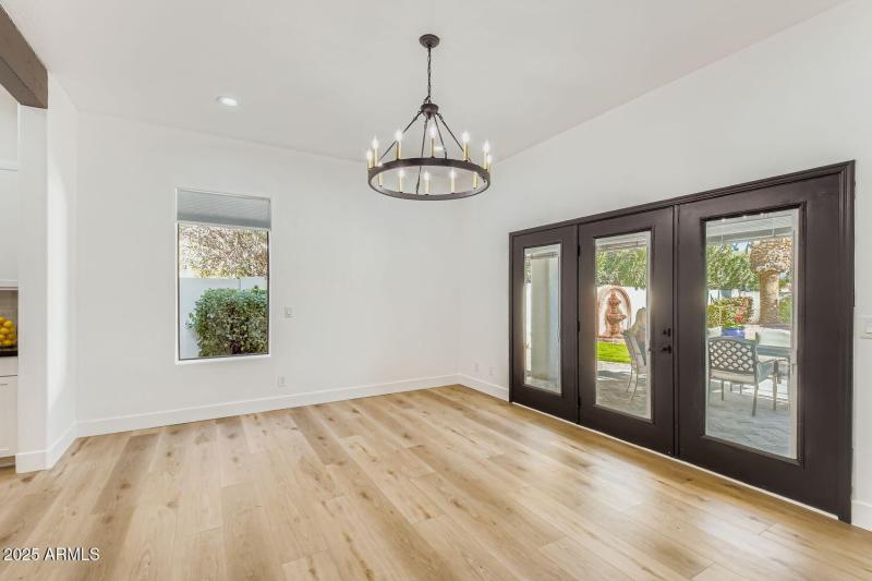 10187 N 96th Place - Web Quality - 009 -