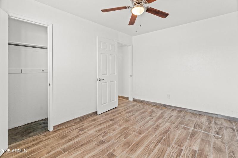 4821 N 32nd Ave-2