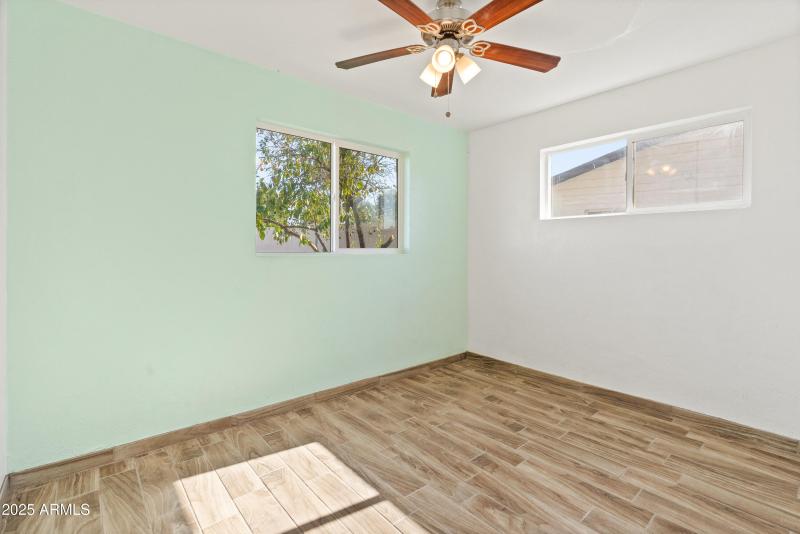 4821 N 32nd Ave-3