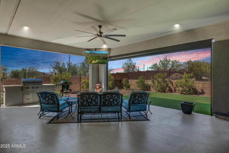 16-Covered Patio