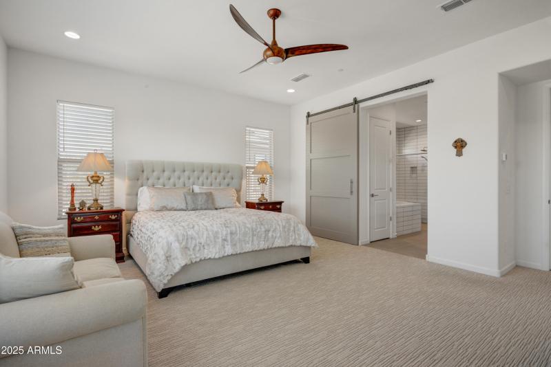 19-Primary Suite
