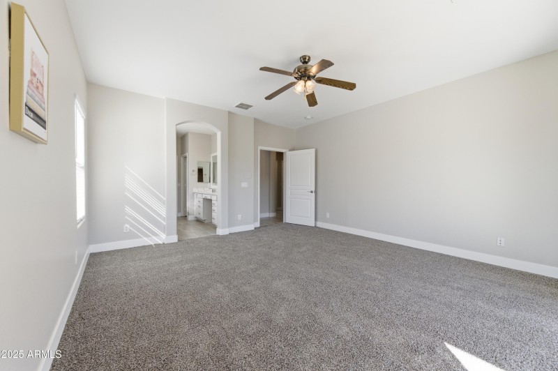 18575 N Miller Way-23