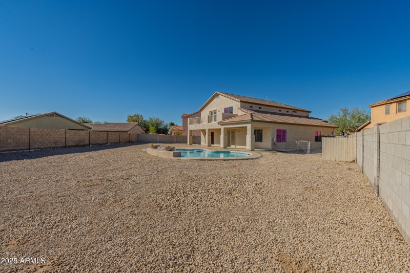 18575 N Miller Way-47