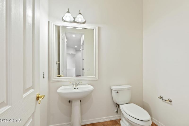 powder room