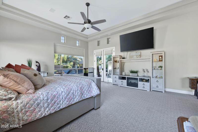 38)PRIMARY BED