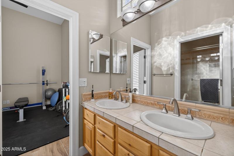 47)BATH 3