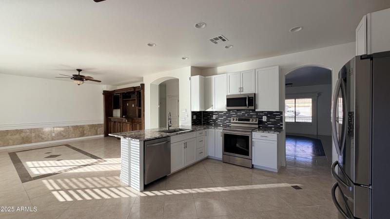 2025-12-07_15-33-16_888