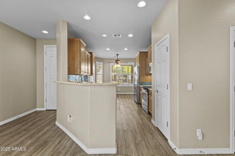 11 - Kitchen