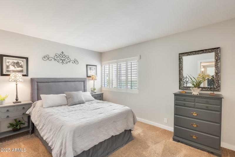 Guest bedroom