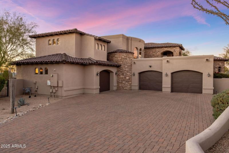 3 Car Garage