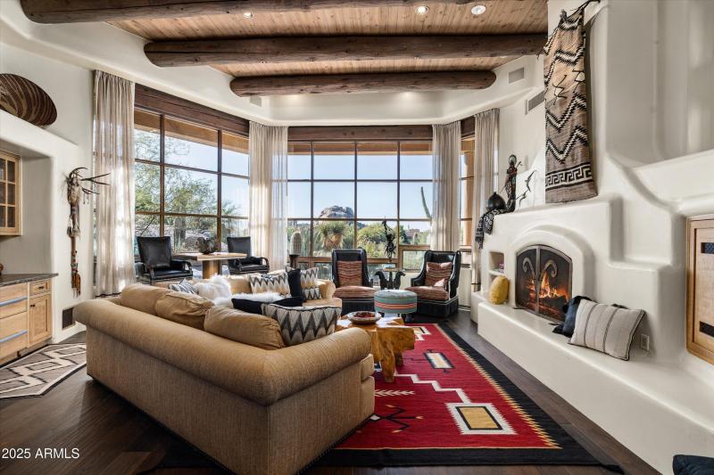 Living Room -17