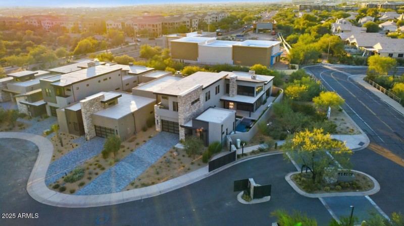 18576 N 92nd Pl-71 (1)