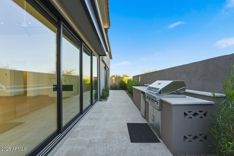 18576 N 92nd Pl-67 (1)