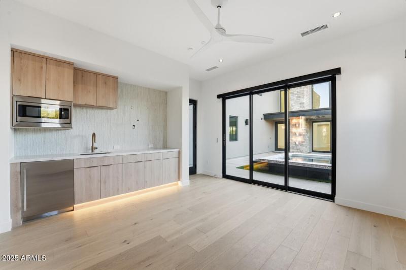 18576 N 92nd Pl-54 (1)