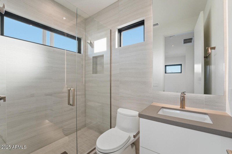 18576 N 92nd Pl-53 (1)