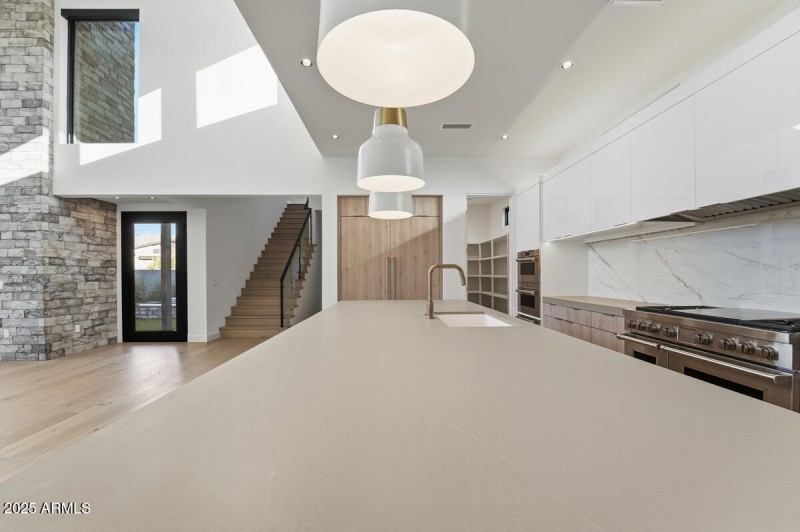 18576 N 92nd Pl-23 (2)