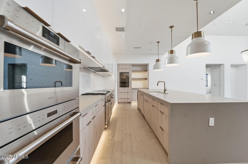 18576 N 92nd Pl-16 (1)