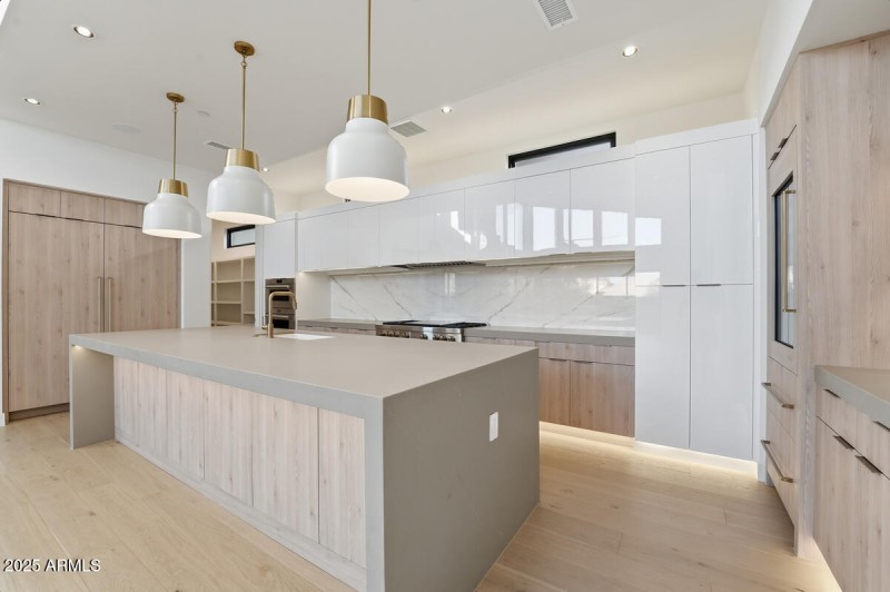 18576 N 92nd Pl-15 (1)