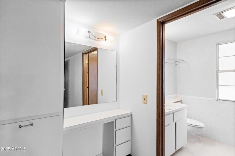 30-Bathroom