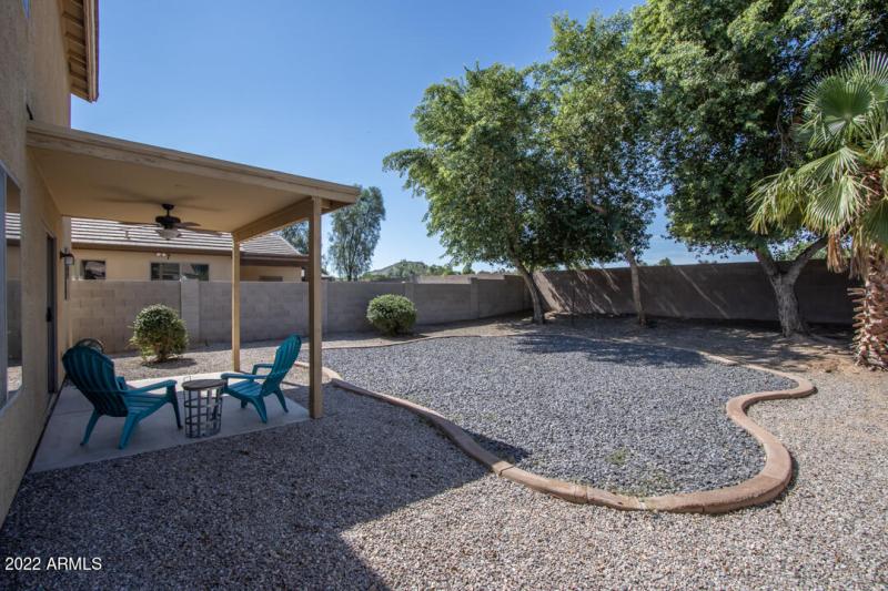 Backyard_NE2SW2