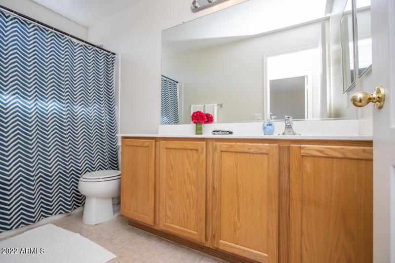 Bathroom2