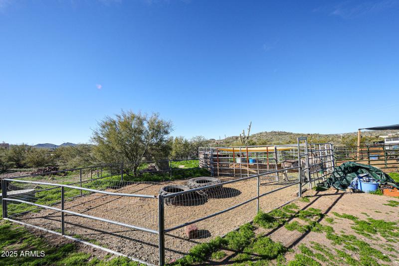 corral 2