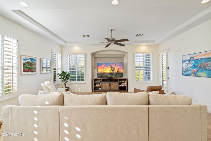 17-web-or-mls-DSC_9017