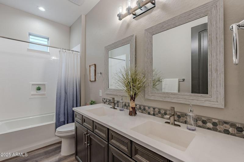 37-web-or-mls-Reins-37