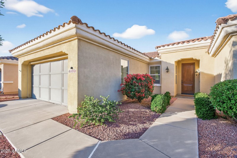 Front sidewalk & entry