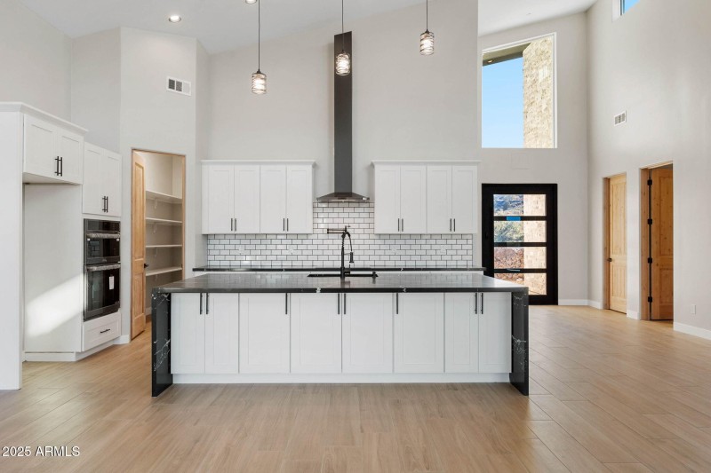 12-Kitchen (2) (2)