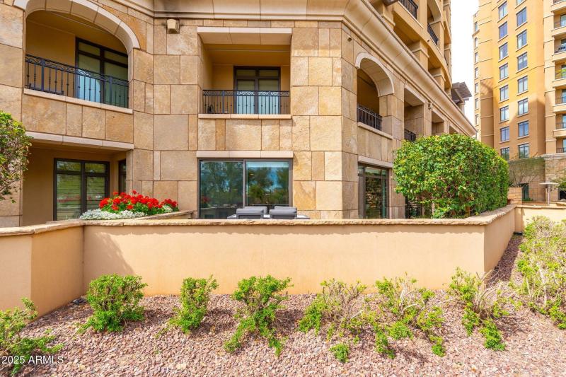 7175 E Camelback Rd UNIT 109 - 47
