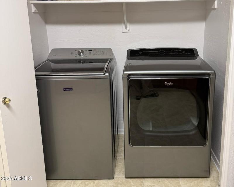 2221Washerdryer