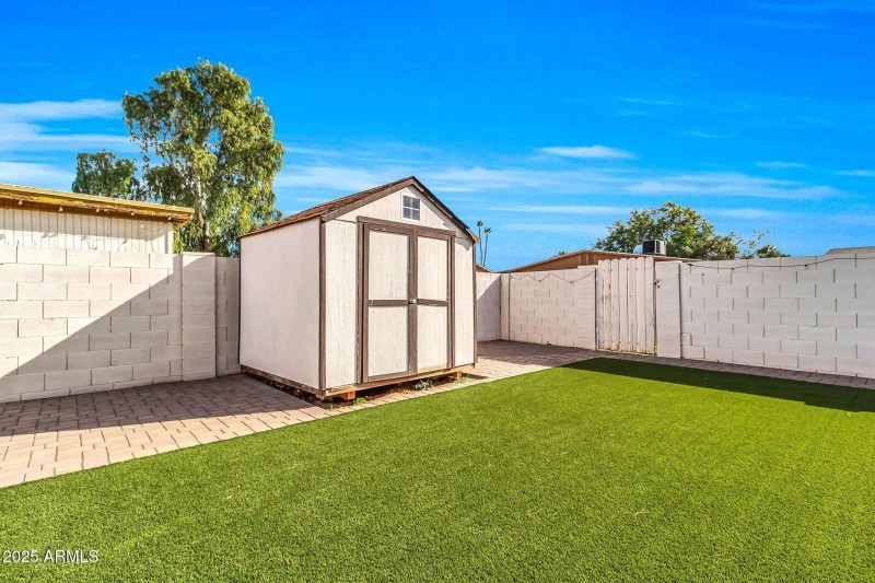 Spacious Turf Lawn