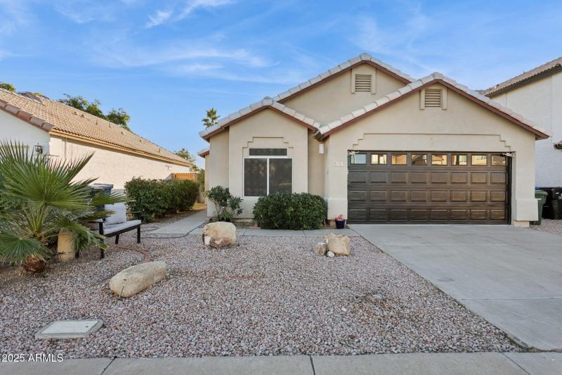 Lovely front elevation