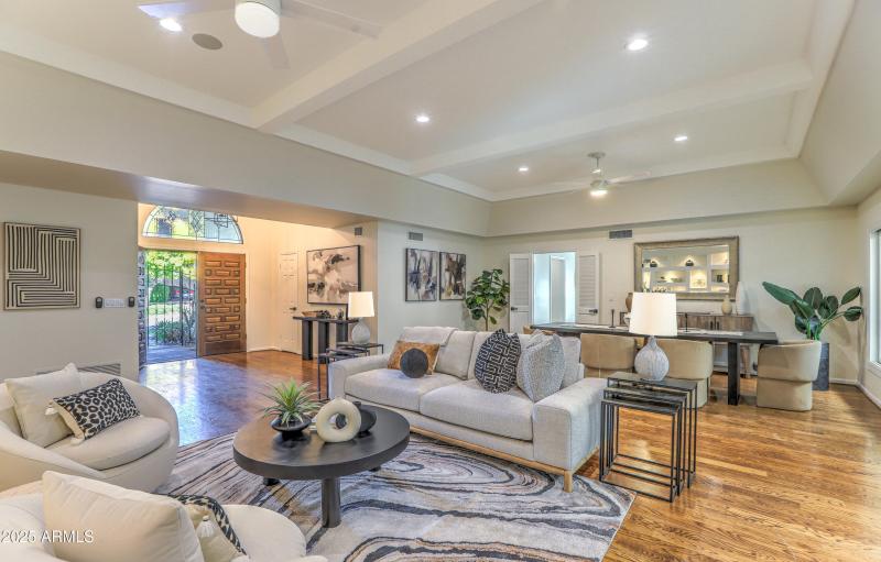 Living/Dining/Foyer