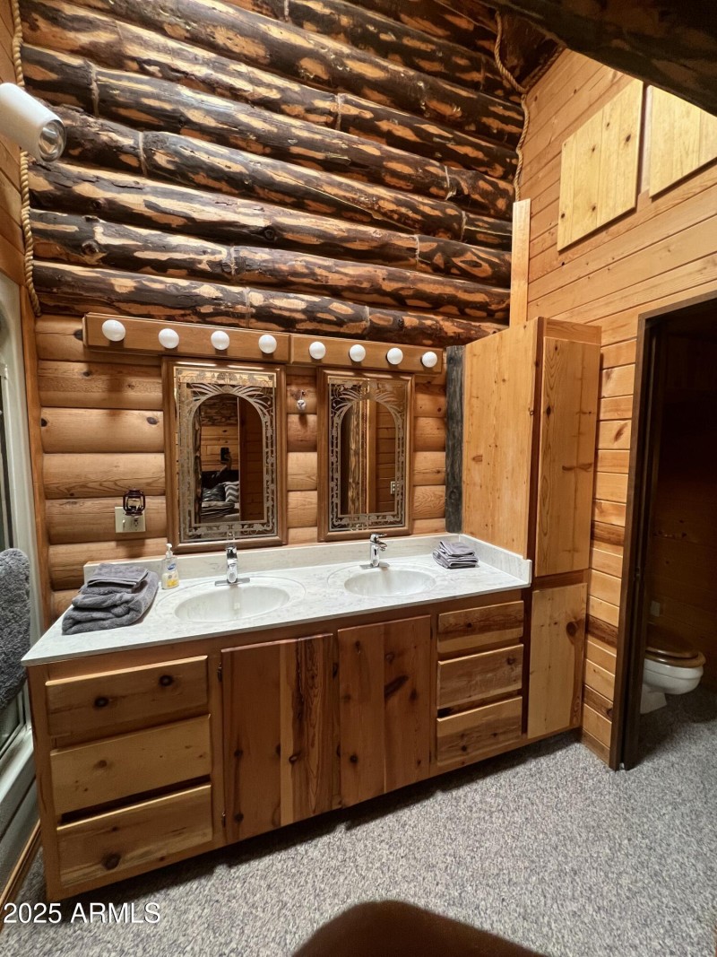 Showlow cabin-9